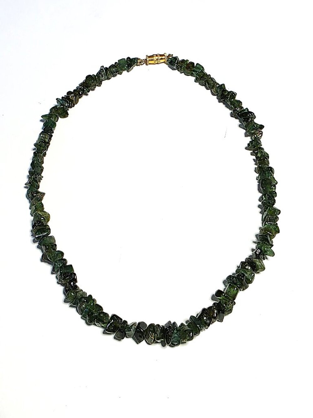 Jade semi-precious stone chip choker necklace